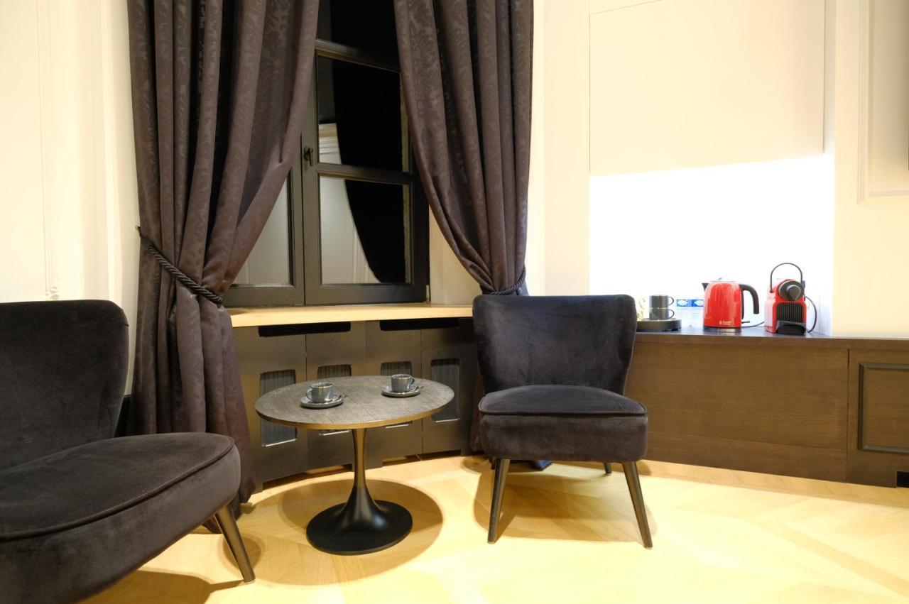 Suite La Duchesse Et Parking Prive Gratuit Mons Exterior foto